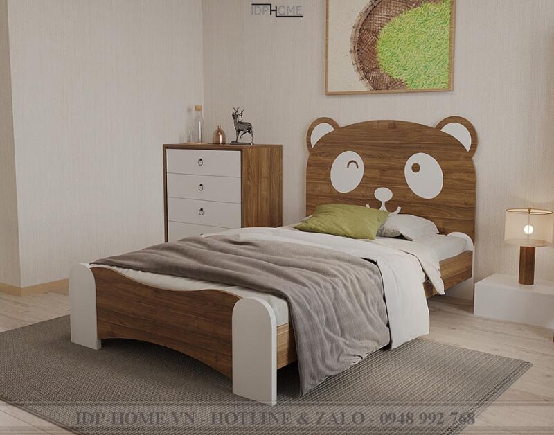 Giường ngủ em bé GD6805 với đầu giường tạo hình mặt gấu Panda ngộ nghĩnh